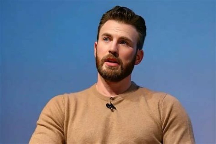 Chris Evans' Weight And Height Revealed