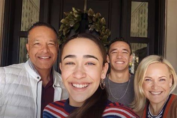 Dave Roberts Wife Tricia Roberts Did You Know The Pair Are Highschool Sweethearts?